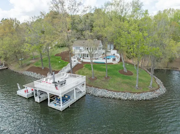 669 Kelly Brewer Road, Leasburg, NC 27291