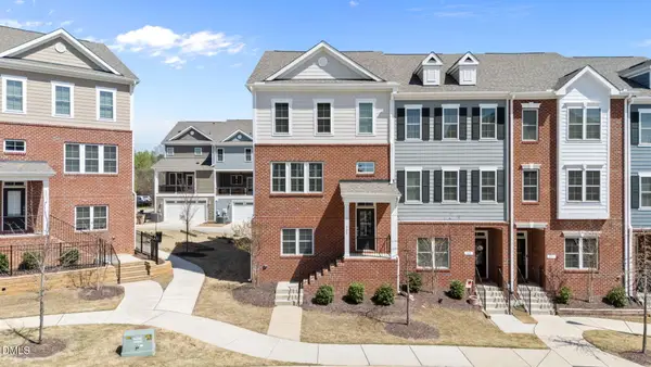 527 Gateway Townes Boulevard, Wake Forest, NC 27587