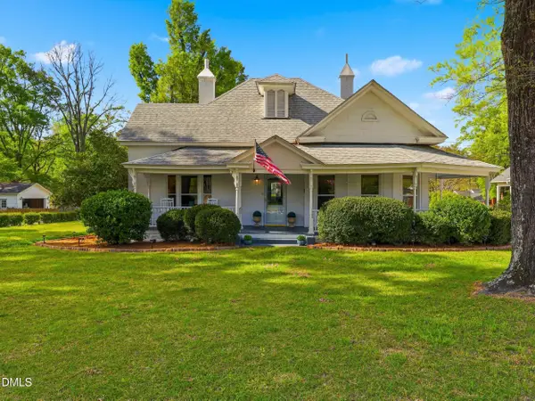 208 W Gannon Avenue, Zebulon, NC 27597