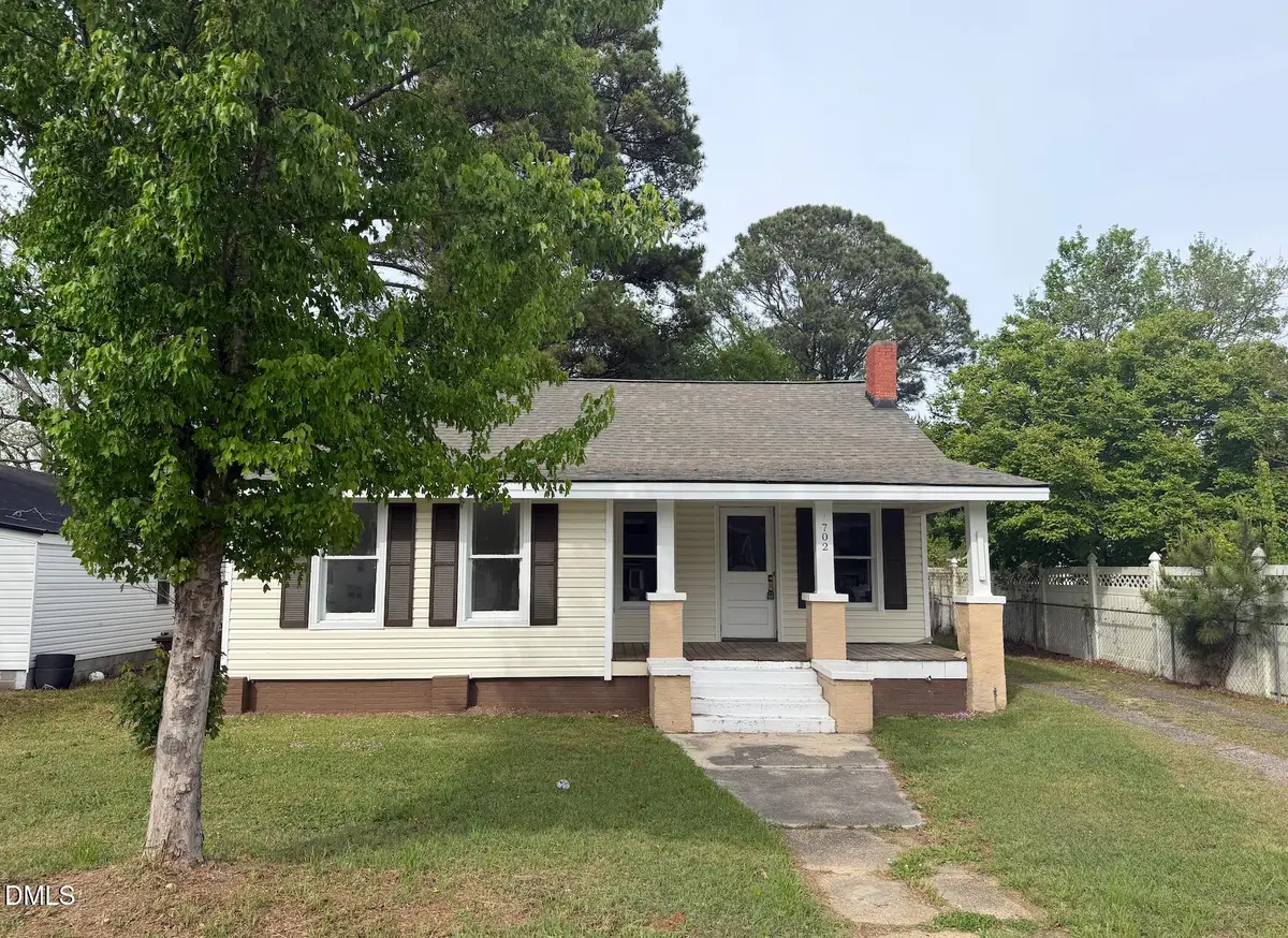 702 W Main Street, Benson, NC 27504 - #1