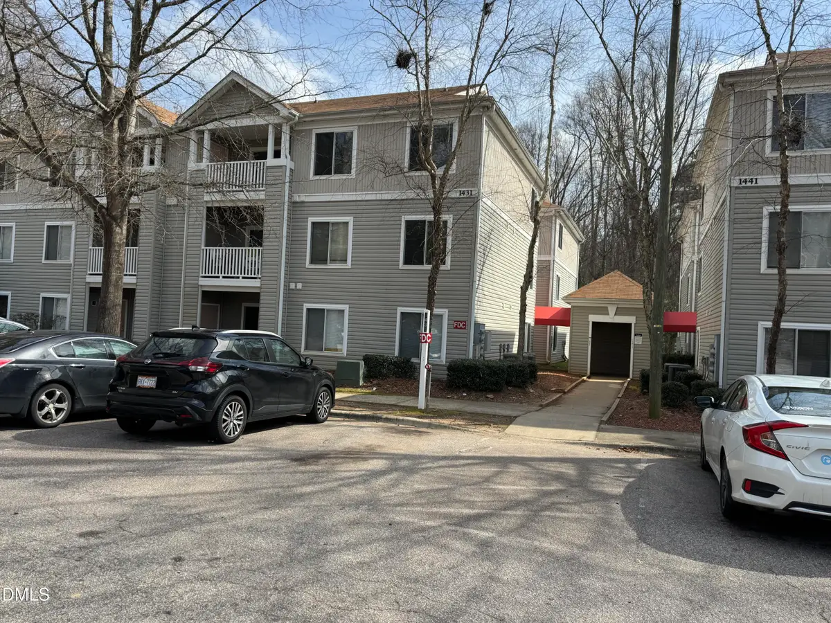 1431 Collegiate Circle #101, Raleigh, NC 27606 - #1