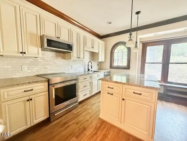 6844 Gloucester Road, Raleigh, NC 27612 - #2