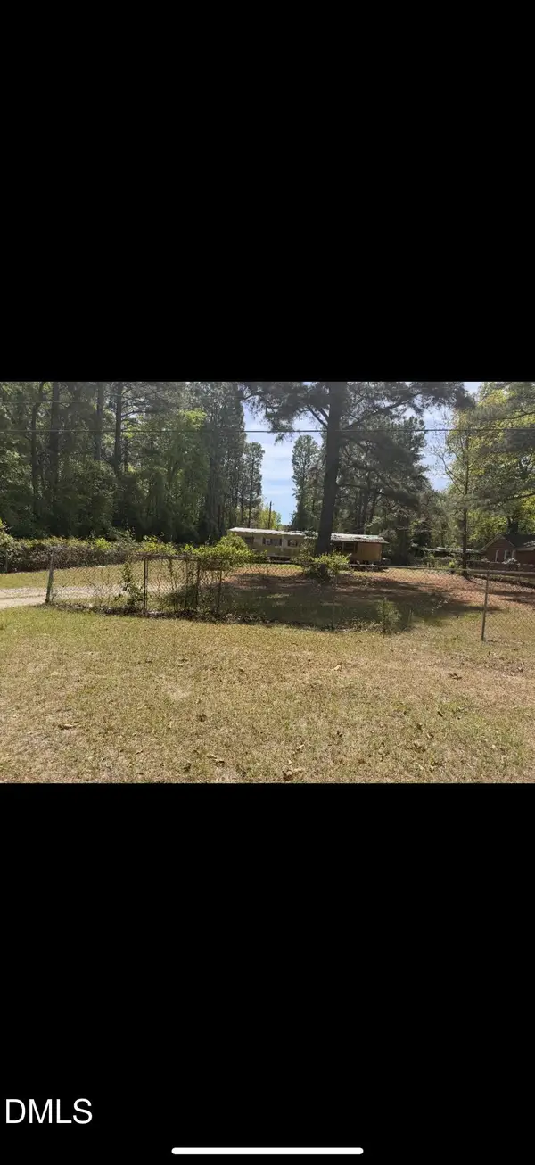 334 Old Shaw Road, Fayetteville, NC 28303