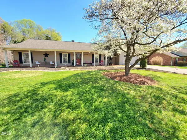 1108 Fairweather Drive, Kernersville, NC 27284