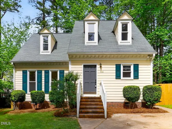 106 Grey Fox Court, Cary, NC 27511