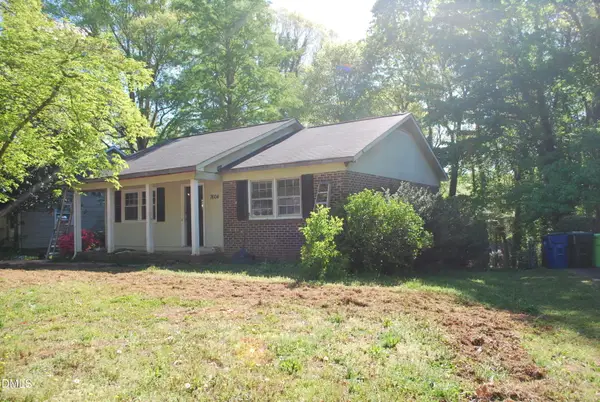 7604 Longstreet Drive, Raleigh, NC 27615