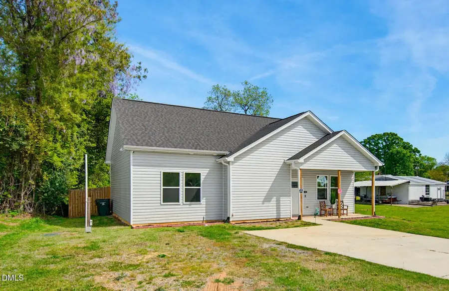 413 Bradley Street, Burlington, NC 27215 - #3