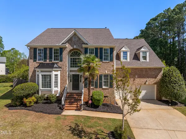 805 Cricketfield Lane, Cary, NC 27518