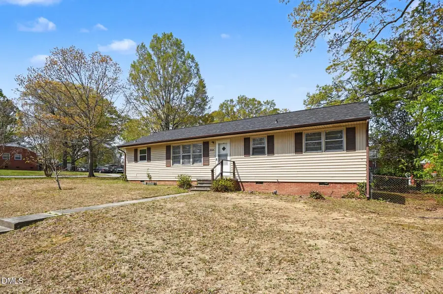 2526 Hyde Street, Burlington, NC 27217 - #3