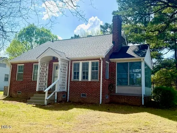 1207 College Street, Oxford, NC 27565