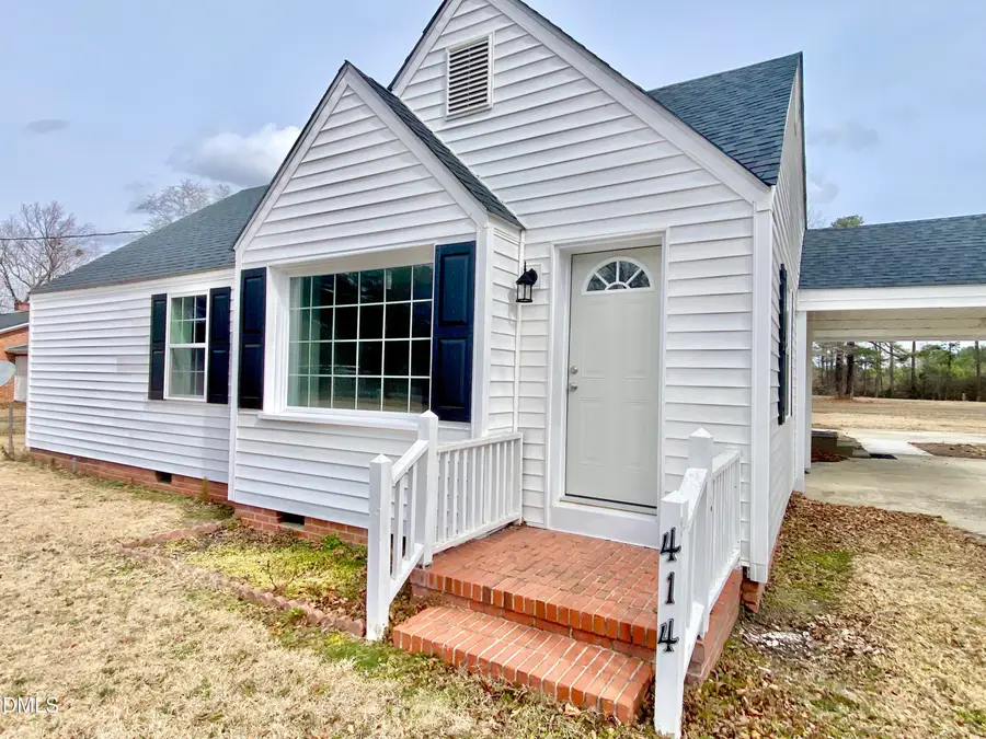 414 W Main Street, Selma, NC 27576 - #3