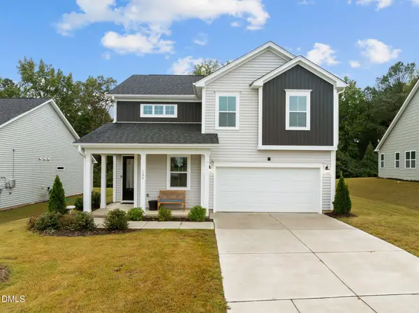 128 N Davinhall Drive N, Fuquay Varina, NC 27526