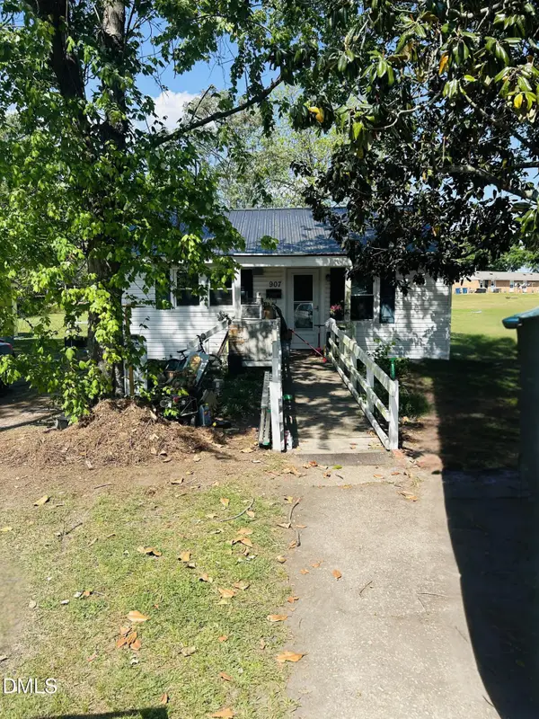 907 E Harnett Street, Dunn, NC 28334