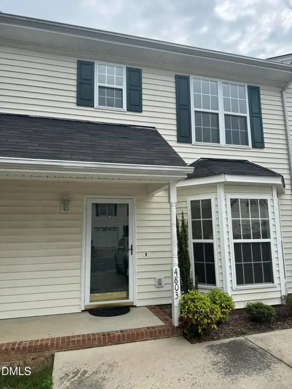 4803 Tanglewood Oaks Street, Raleigh, NC 27610