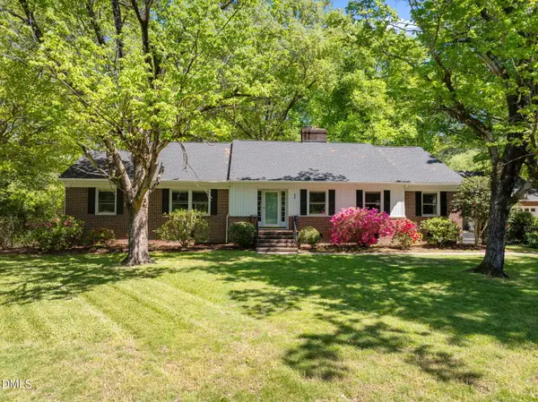 68 Oakwood Drive, Chapel Hill, NC 27517