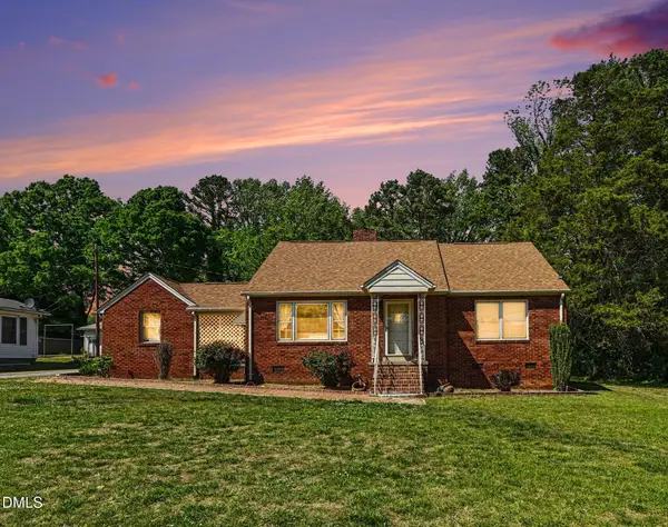 211 W Harden Street, Burlington, NC 27215