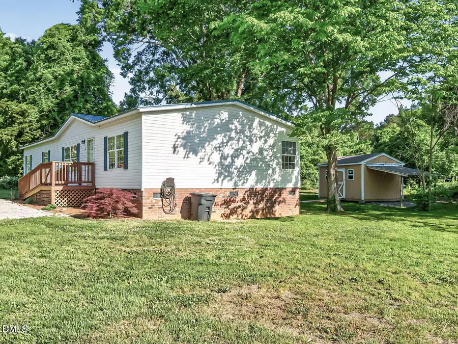 300 E Hemp Street, Robbins, NC 27325 - #3