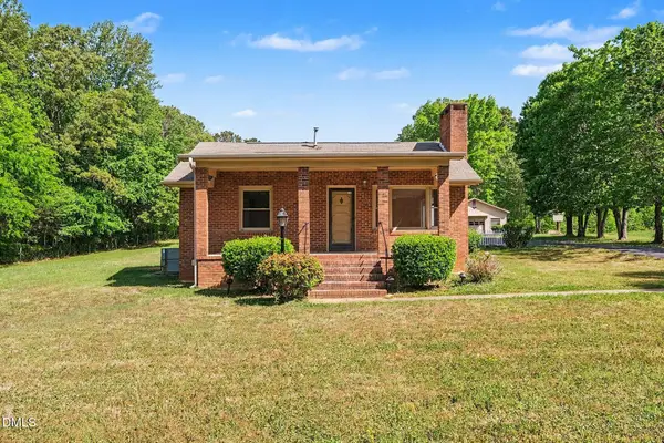 1108 W King Street, Hillsborough, NC 27278