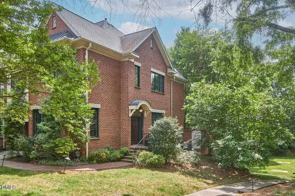 105 Village Gate Drive, Chapel Hill, NC 27514