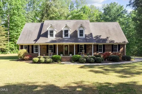 5812 Crimson Court, Mebane, NC 27302