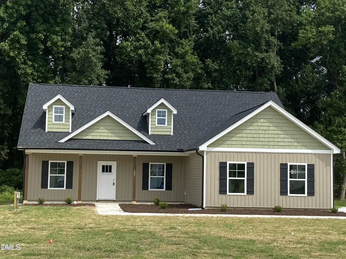 109 Chester Place, Pikeville, NC 27863 - #1