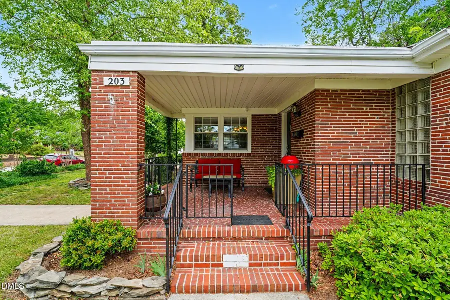 203 E Davis Street, Smithfield, NC 27577 - #3