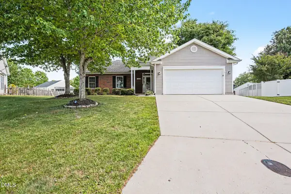 189 Picardy Court, Kernersville, NC 27284
