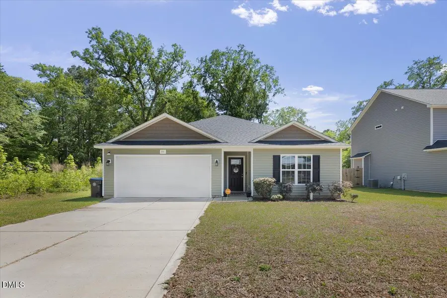 311 W 6th Avenue, Raeford, NC 28376 - #2
