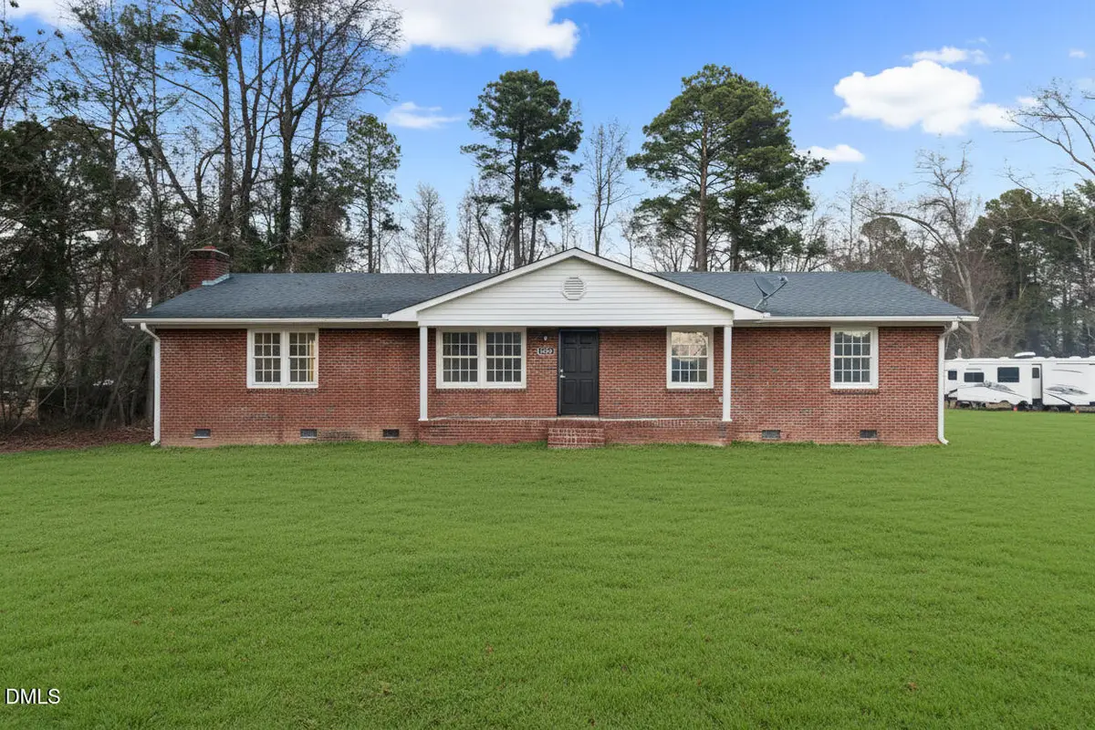 5420 Shipman Road, Hope Mills, NC 28348 - #1