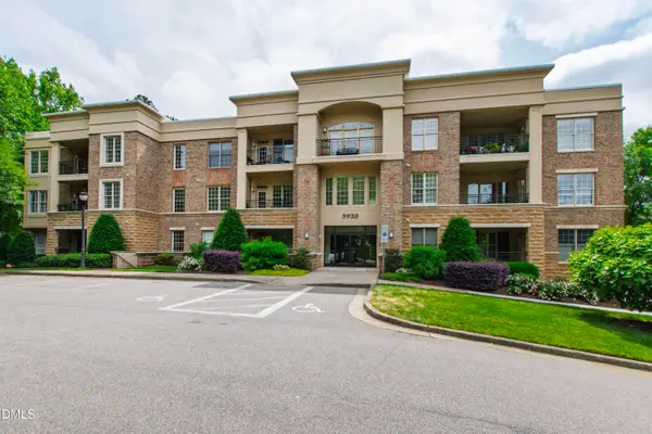3920 Essex Garden Lane #304, Raleigh, NC 27612