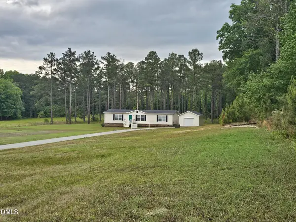 208 Loop Road, Bunnlevel, NC 28323