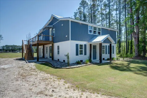 10586 Nc 304 Hwy, Mesic, NC 28515