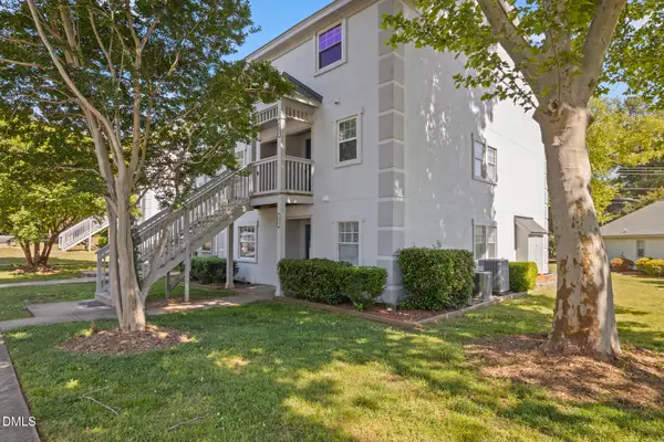2500 Avent Ferry Road #201, Raleigh, NC 27606