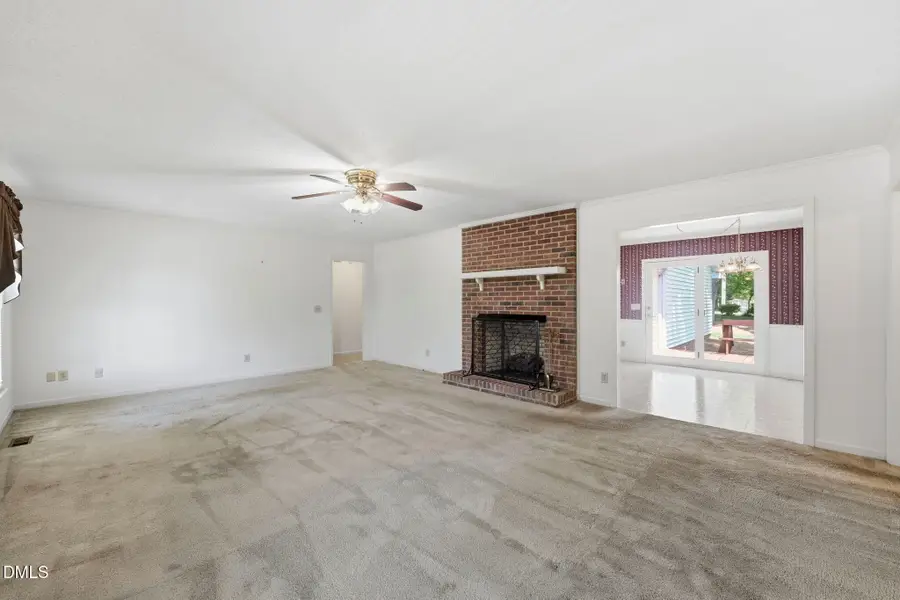 423 Wildwood Lane, Graham, NC 27253 - #2