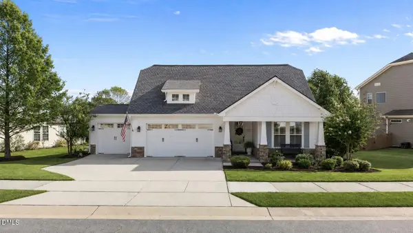 734 Kerr Lake Drive, Fuquay Varina, NC 27526