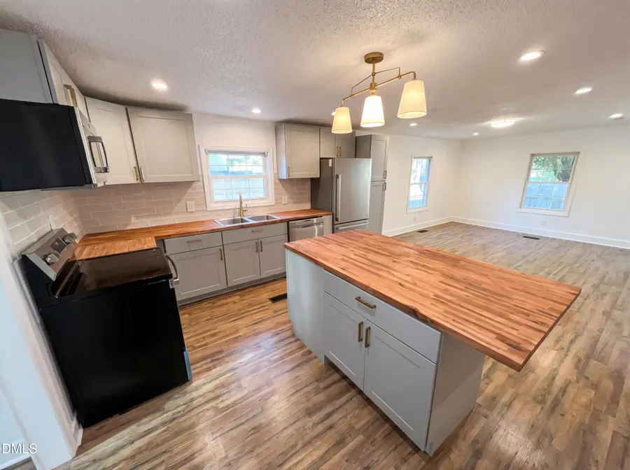 410 Madison Street, Roanoke Rapids, NC 27870 - #2
