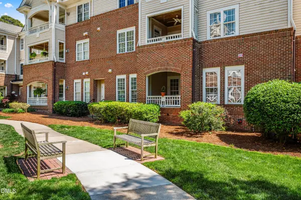 100 Northbrook Drive #108, Raleigh, NC 27609