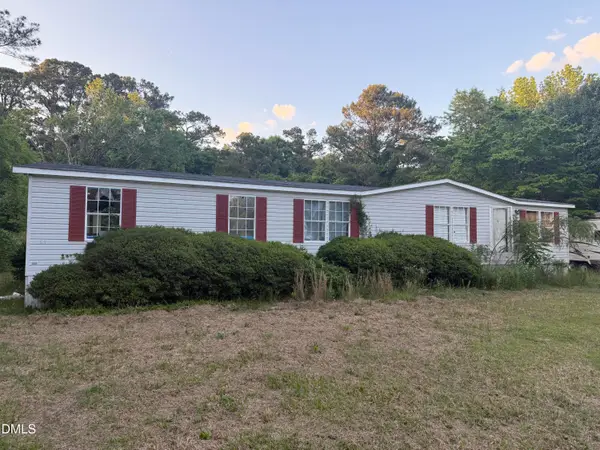 1511 Scallywag Road, Fayetteville, NC 28306