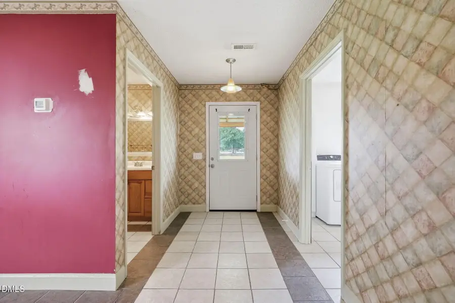 3397 U.s. 301, Dunn, NC 28334 - #3