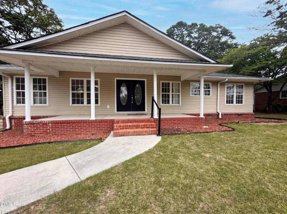 1210 N Park Avenue, Dunn, NC 28334 - #1
