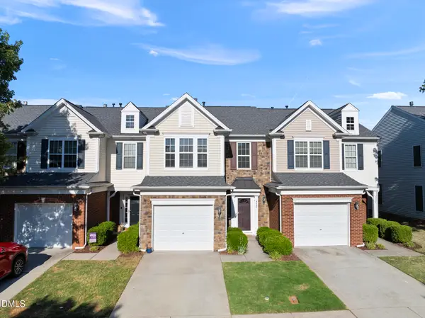 8402 Saltwood Place, Raleigh, NC 27617