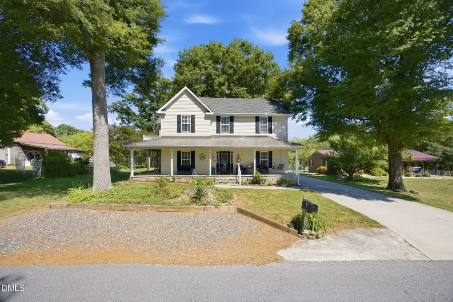 206 Third Avenue Se, Taylorsville, NC 28681 - #3