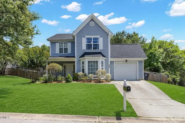 469 Texanna Way, Holly Springs, NC 27540