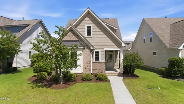 2820 Haw River Trail, Apex, NC 27502