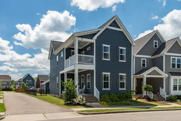 233 Salt Cedar Lane, Chapel Hill, NC 27516