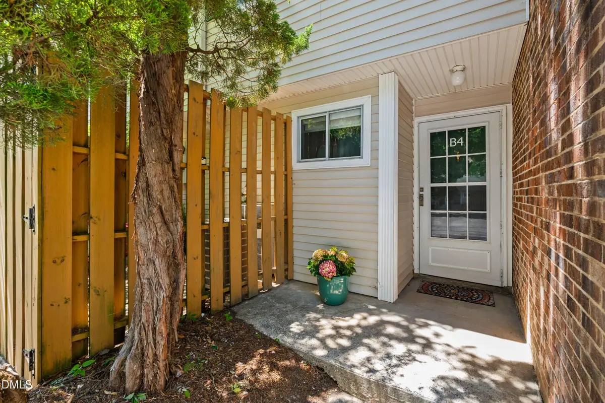 220 Elizabeth Street #B4, Chapel Hill, NC 27514 - #1