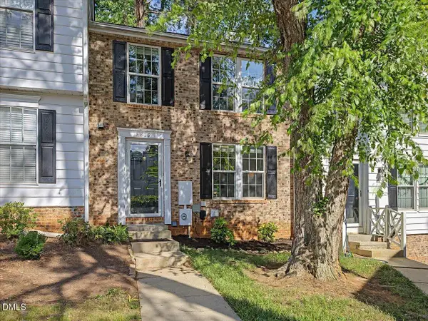 819 Genford Court, Raleigh, NC 27609