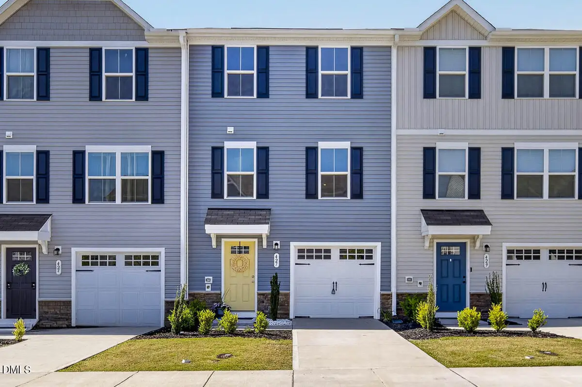 427 Emerald Shire Way, Zebulon, NC 27597 - #1