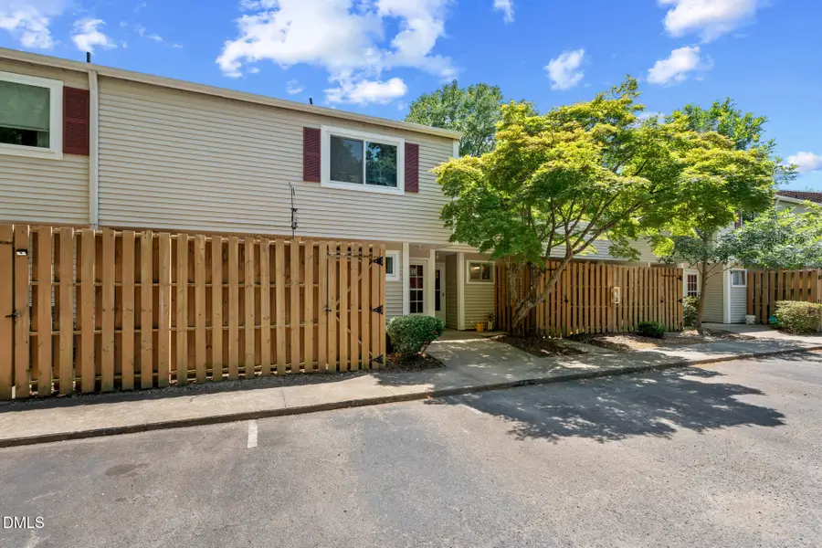 220 Elizabeth Street #Apt C10, Chapel Hill, NC 27514 - #3