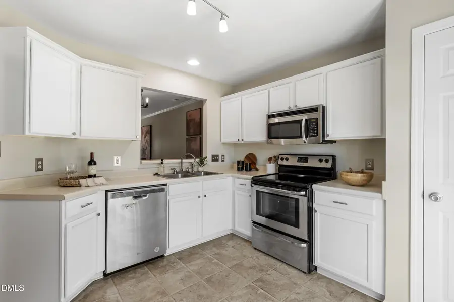 306 Knightsborough Way, Apex, NC 27502 - #3